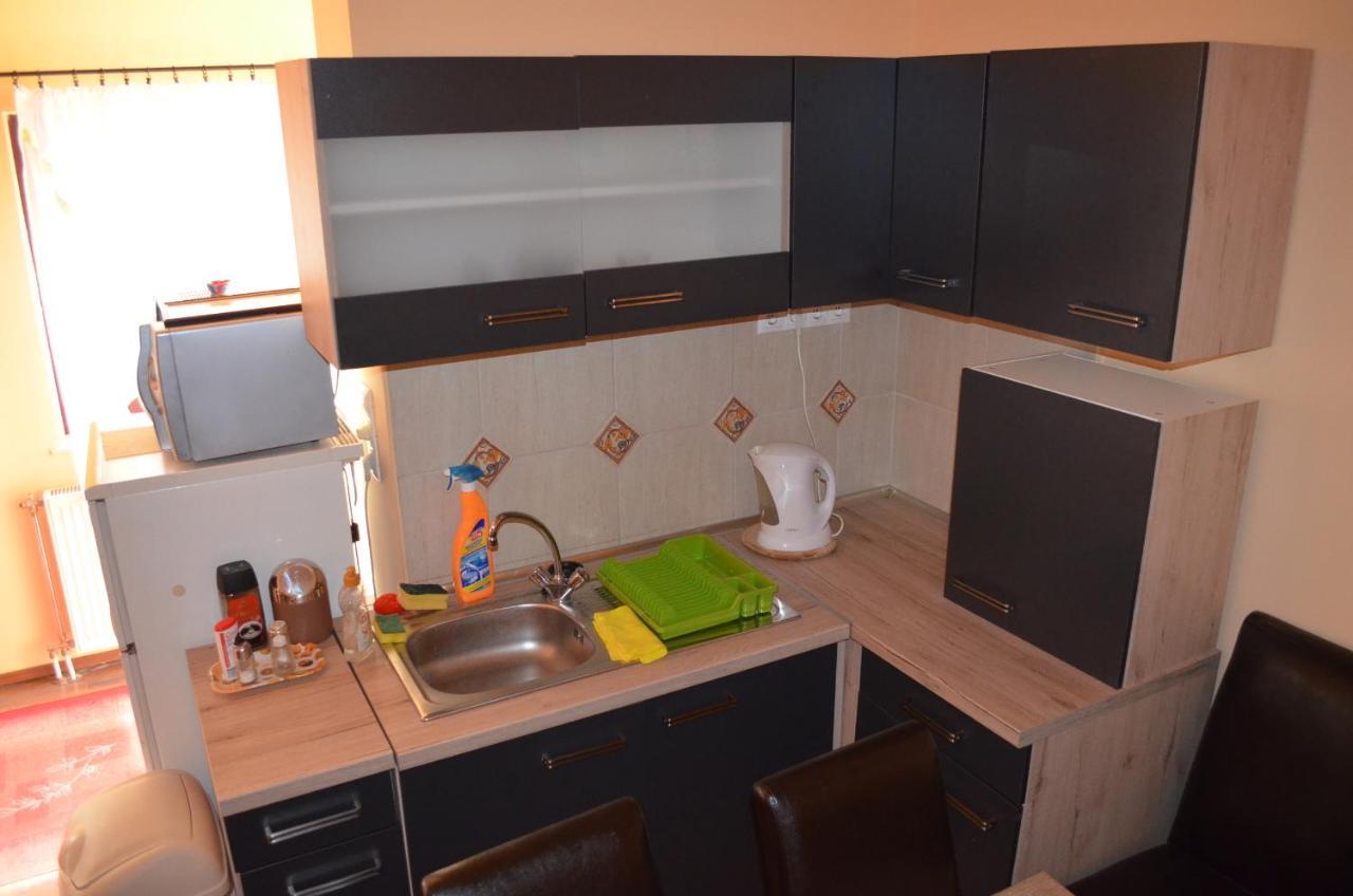 Bed and Breakfast Holdfenyszallas Szegedin Exterior foto